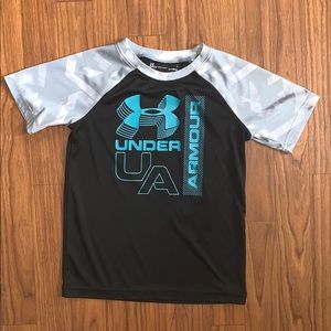 Under Armour t shirt
